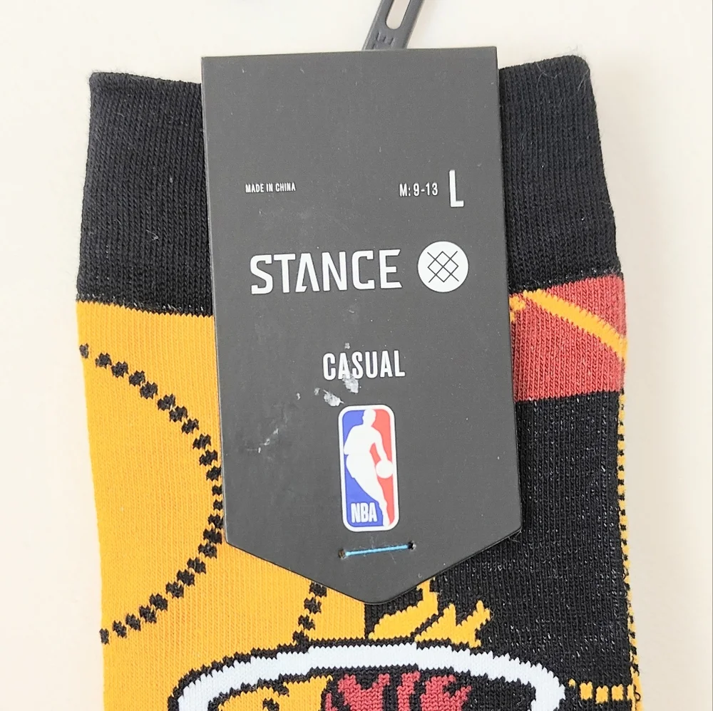 NEW! Stance Zone Miami Crew Socks Men's Large 9-13 Basketball Long Socks Casual